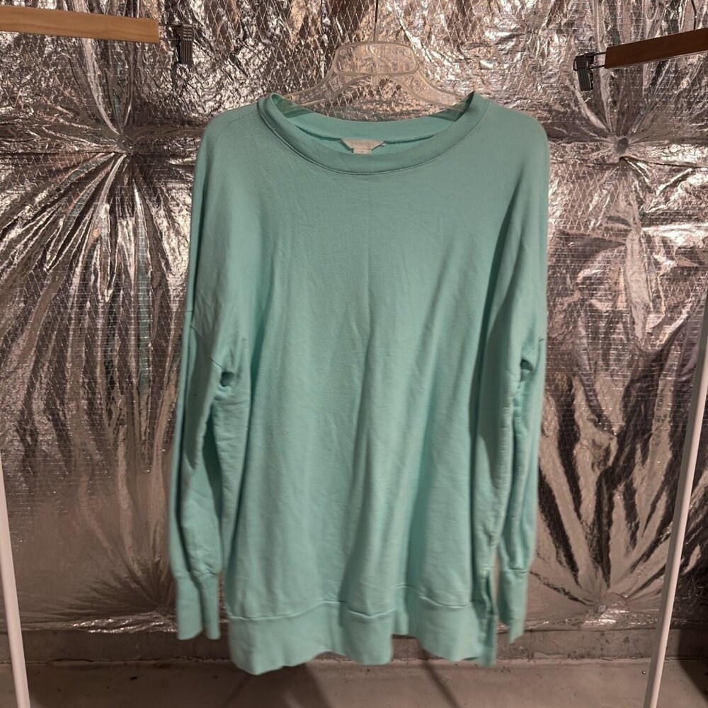 Caslon Women’s Green Top Size M Casual Blouse Comfortable Stylish Everyday Wear